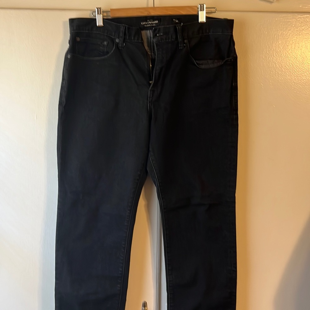 Men’s Lucky Brand jeans. Slim fit size 34/30.